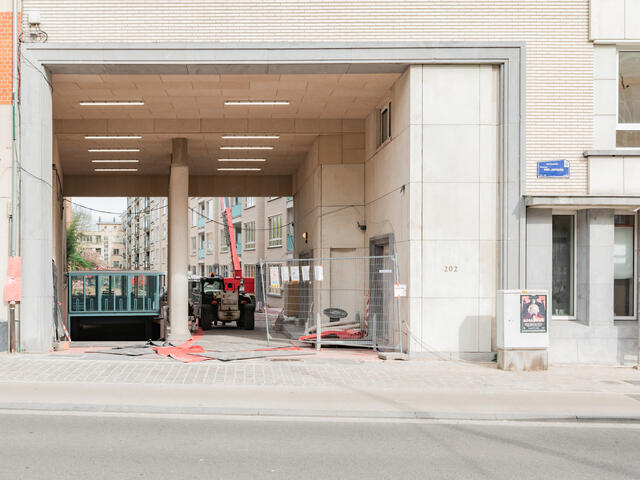Photo de l'entrée du bâtiment, boulevard Général Jacques 